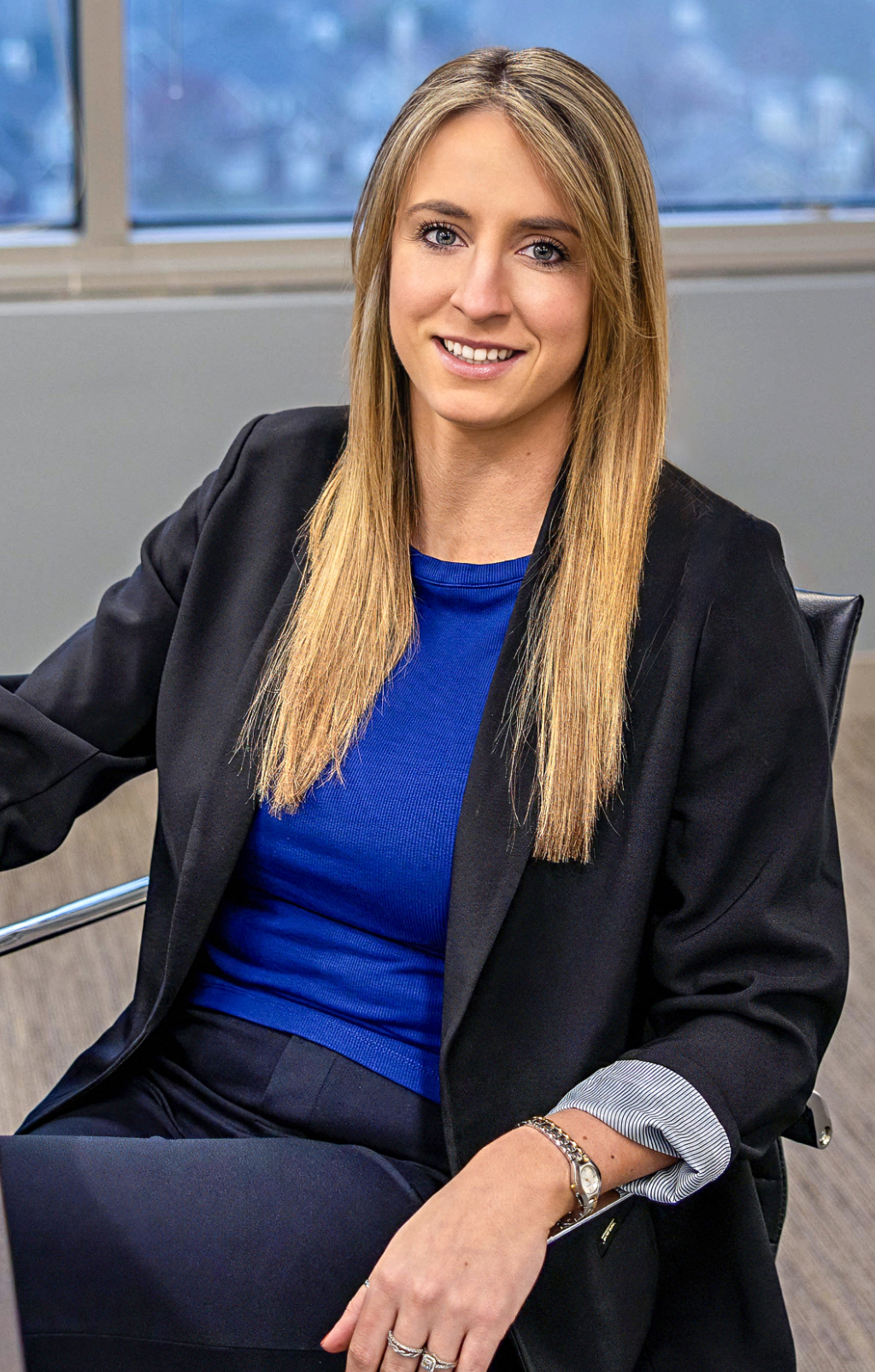 Chandé's headshot
